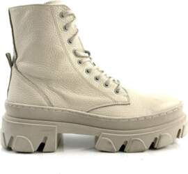 STEVE MADDEN 40