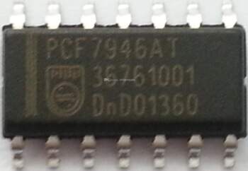 PCF7946 transponder (Philips).