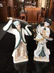 2 figūras