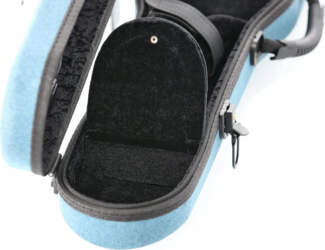 Form shaped violin case BIO A