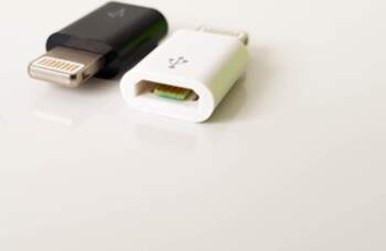 Adapteris iPhone Lightning uz Samsung Micro