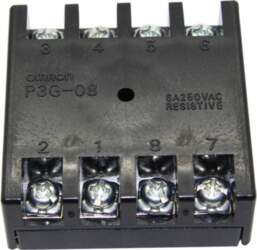 OMRON Socket; PIN: 8; on panel