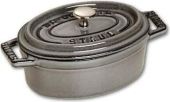 Mini cast iron oval pot Staub