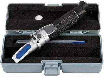 PCE INSTRUMENTS Meter: refractometer; 0÷32% Brix