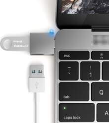 Satechi USB-C adapter – Space Gray