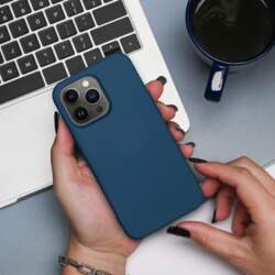 Blue silicone case for Google Pixel