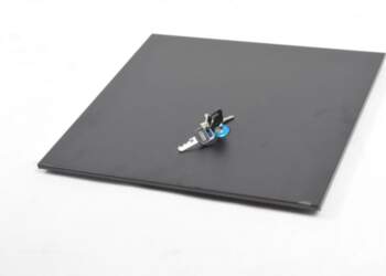 Capture Lid with lock for insert