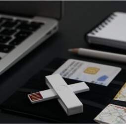 +ID Smart Card Reader White (+ID
