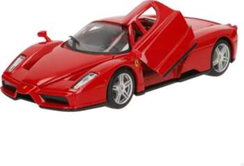 Ferrari automašīna
