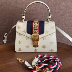 [Pre-Owned] Sylvie Gold Buckle Bee Star