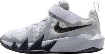 Nike St Dynamite Comfortable Fit Low