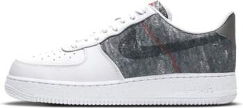 Nike Air Force 1 07 LV8