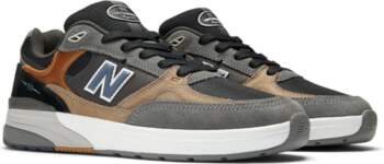 NM933MLT Andrew Reynolds New Balance Numeric