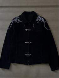 Vintage-Style Denim Jacket With Snap Collar