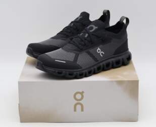 3MF10040106 On Cloud 6 Versa Black