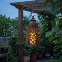 Iron candle Lantern with Circular Grip