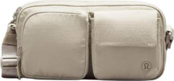 Lululemon Multi-Pocket 2.5L Logo Adjustable