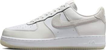 Nike Air Force 1 07 LV8