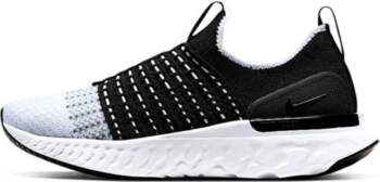 Nike React Phantom Run Flyknit 2