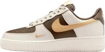 Nike Air Force 1 07 LV8