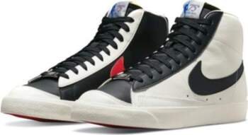 Nike Blazer Mid `77 EMB NBA