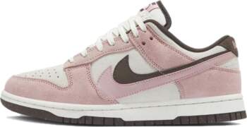 Nike Dunk Low SE Double Swoosh