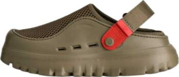 UGG Comfortable Fitting Closed Toe Slippers