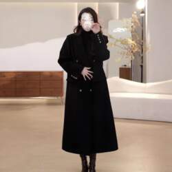 Women`s Plus Size Turn Down Collar