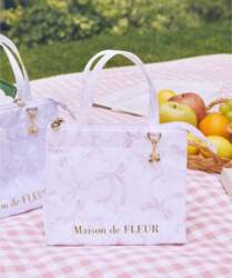 Maison de FLEUR Insulated Ribbon Pattern
