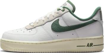 Nike Air Force 1 07 LX