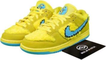 Nike Dunk Low SB x Grateful