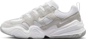 Nike Tech Hera Baltas ar Fotonu