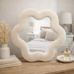 Soft Squiggly Mirror – Flower –