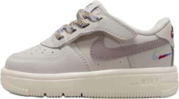 Nike Force 1 Low LV8 Easy