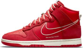 Nike Dunk High First Use Red