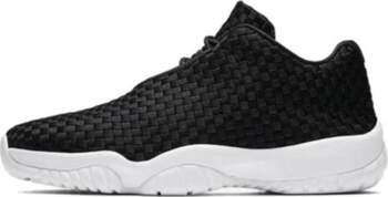 Jordan Future Low Melns Balts 2018