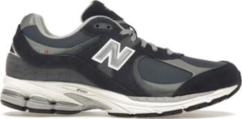 new balance 2002r