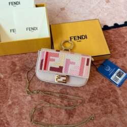 [Pre-Owned] Gold Logo FF Pattern Embroidered
