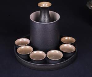 Japanese Style Ceramic Sake Pot Cup