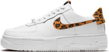 Nike Air Force 1 Pixel SE