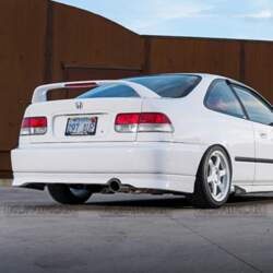 Spīdīgi melns JDM spoileris ar LED