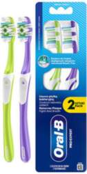 Pro-Expert Deep Clean Medium Toothbrush 2