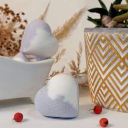 Bath bombs in heart shape 10