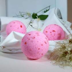 Bath bomb Cranberry