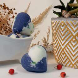 Bath bombs in heart shape 10