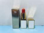 Tom Ford Ford. Soleil. mitrinošs. lūpu