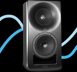 Kali Audio SM-5 - active listening