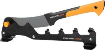 KINDLING MAKER WALL-MOUNTED FISKARS