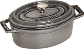 Mini cast iron oval pot Staub