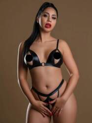 Daring Intimates Bra Set With Open